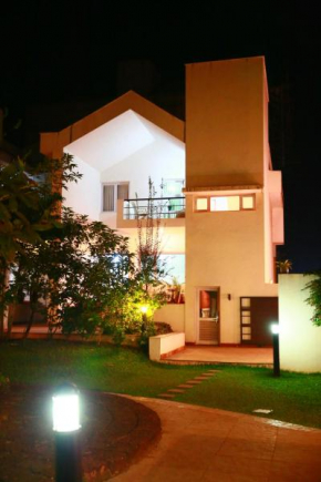  Samaara Villa, Candolim Beach 500mts  Кандолим